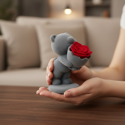Bearloom™ Oso con Rosa Eterna